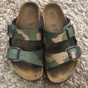 Arizona Kids
Birko-Flor
Birkenstock